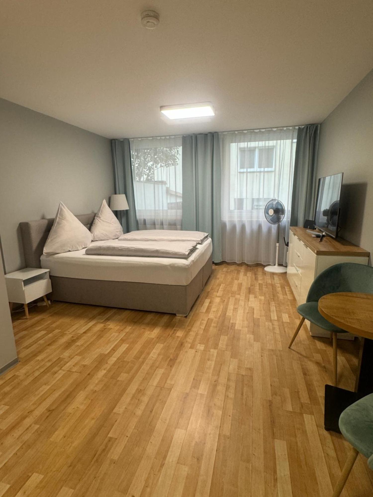 Studio Apartment Am Hauptbahnhof N2 Nuremberg Luaran gambar