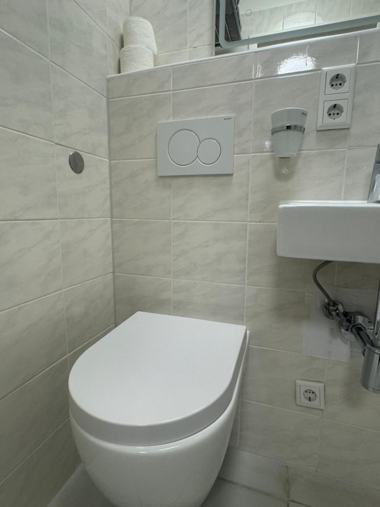 Studio Apartment Am Hauptbahnhof N2 Nuremberg Luaran gambar